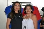 SYNARA AGNELY GUEDES DANTAS (Empresária) e  MARINALVA LOPES DE LIMA (Costureira) em imagem captada momentos antes do acidente